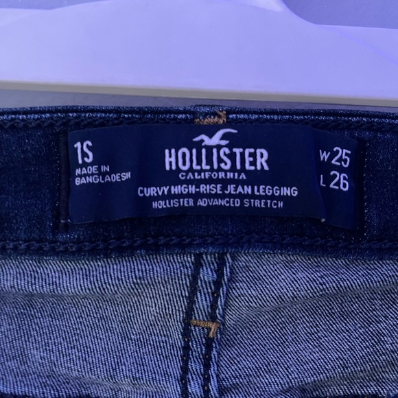hollister curvy high rise jegging - Picture 3 of 3